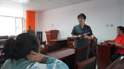 围场满族蒙古族自治县人民政府 工作动态 为人民司法 让人民满意--城关法庭开展婚姻家庭法律宣讲活动